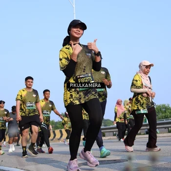 Runner Photo 6343067