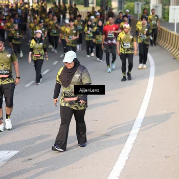 Runner Photo 6343083