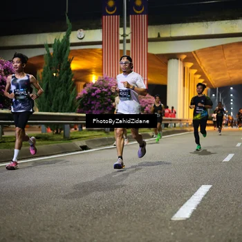 Runner Photo 6343099