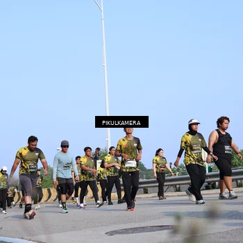Runner Photo 6343245