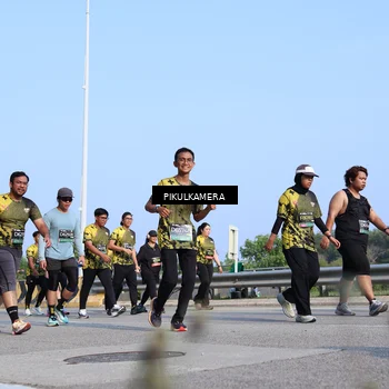 Runner Photo 6343289