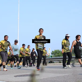 Runner Photo 6343297