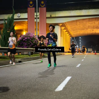 Runner Photo 6343365