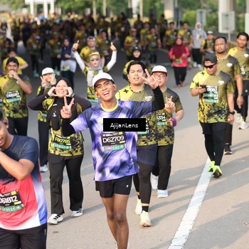Runner Photo 6343381