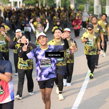 Runner Photo 6343401