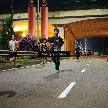 Runner Photo 6343447