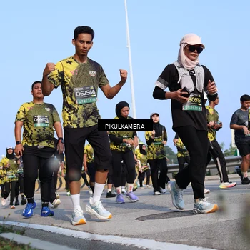 Runner Photo 6343469