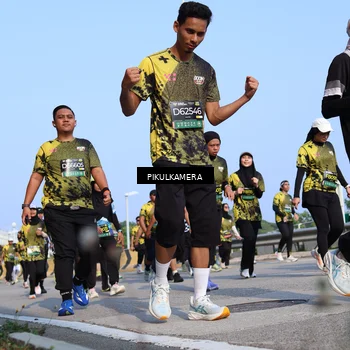 Runner Photo 6343484
