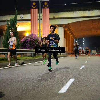 Runner Photo 6343486