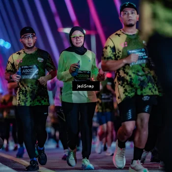 Runner Photo 6343509