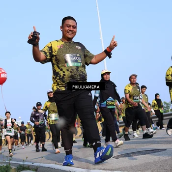 Runner Photo 6343519