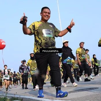 Runner Photo 6343534