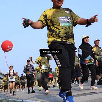 Runner Photo 6343546