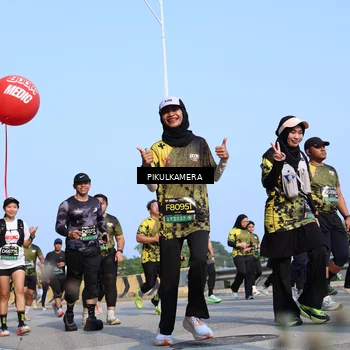 Runner Photo 6343582
