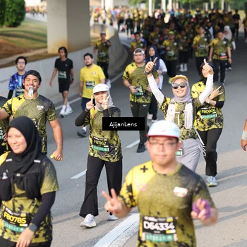 Runner Photo 6343595