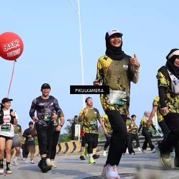 Runner Photo 6343619