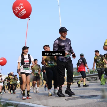 Runner Photo 6343638