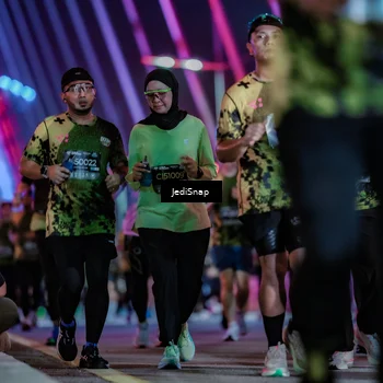 Runner Photo 6343653