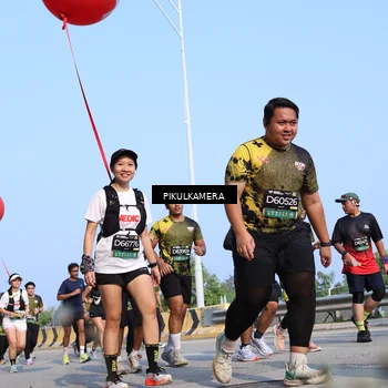 Runner Photo 6343670