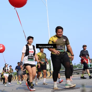 Runner Photo 6343685