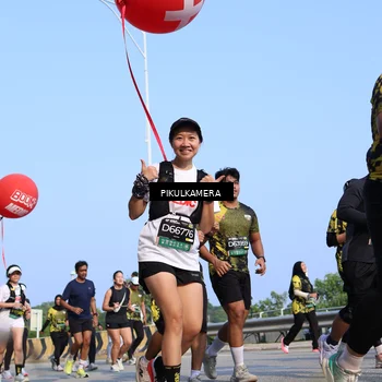 Runner Photo 6343718