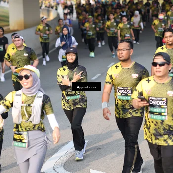 Runner Photo 6343751