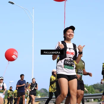 Runner Photo 6343766