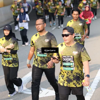 Runner Photo 6343775