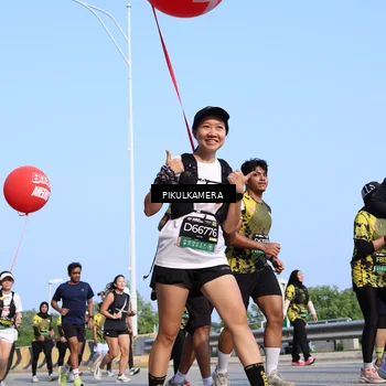 Runner Photo 6343783