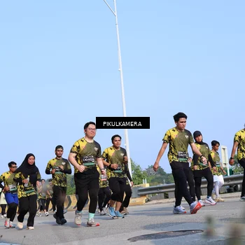 Runner Photo 6343884