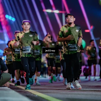 Runner Photo 6343896