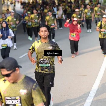 Runner Photo 6343898