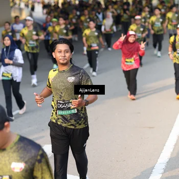 Runner Photo 6343956
