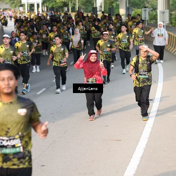 Runner Photo 6344019