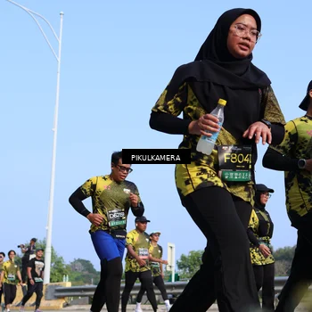 Runner Photo 6344020