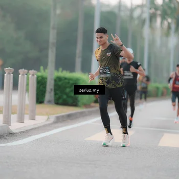 Runner Photo 6344064