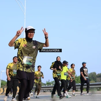 Runner Photo 6344104