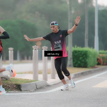 Runner Photo 6344124