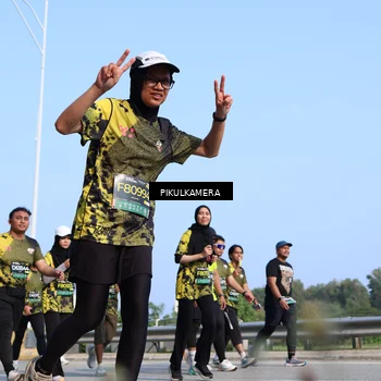 Runner Photo 6344131