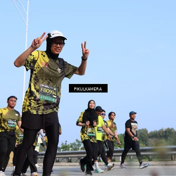 Runner Photo 6344161