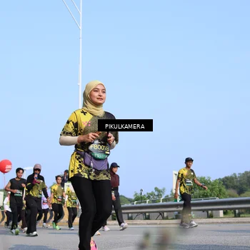 Runner Photo 6344186