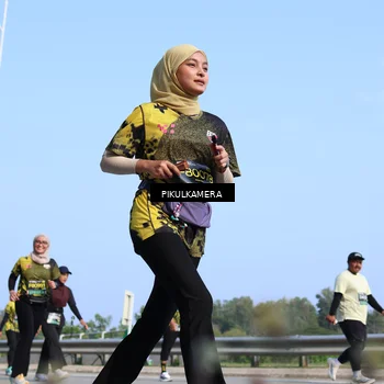 Runner Photo 6344224