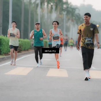 Runner Photo 6344244