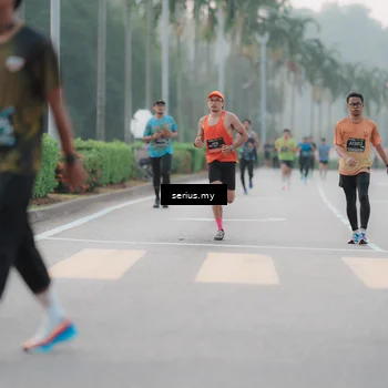 Runner Photo 6344284