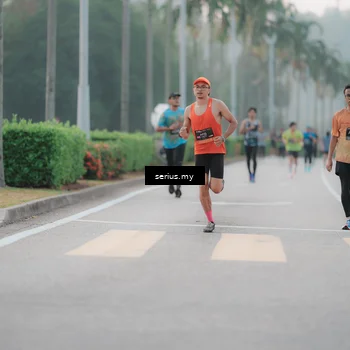 Runner Photo 6344299