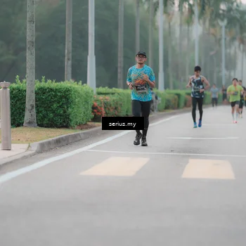 Runner Photo 6344312