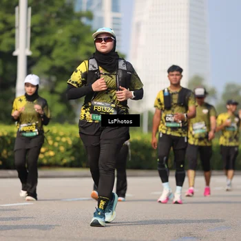 Runner Photo 6344314