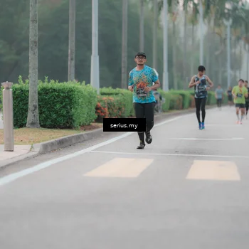 Runner Photo 6344316