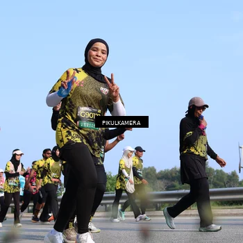 Runner Photo 6344319