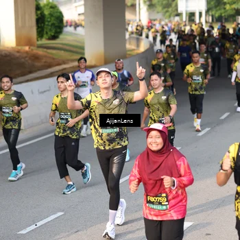 Runner Photo 6344371